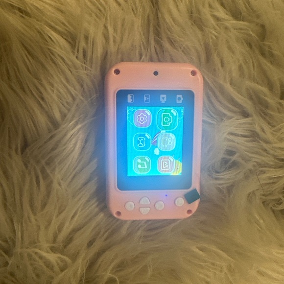 New kids digital camera - Picture 1 of 5